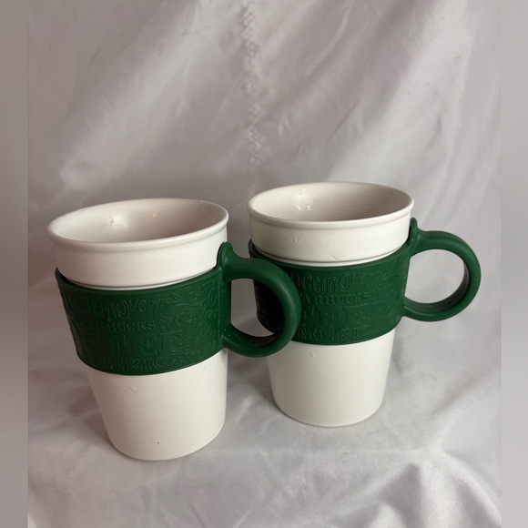 2 Starbucks mug, circa 2008 - Picture 2 of 4